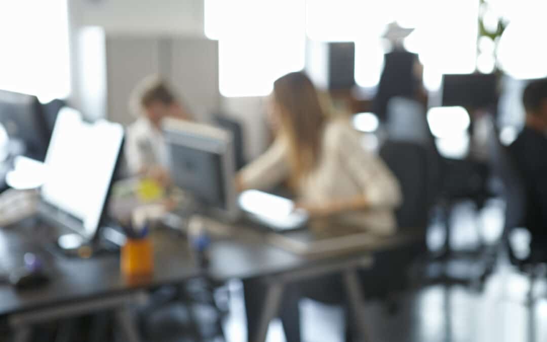 What is Hybrid Work, and How Do You Implement It In Your Office Space ?